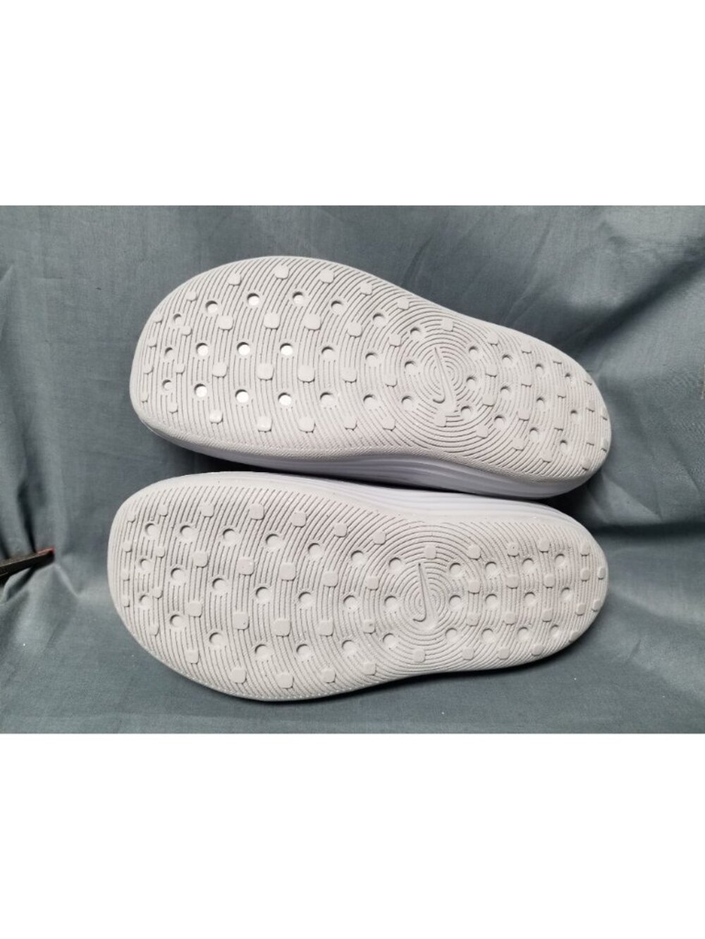Nike ReactX Rejuven8 Slides HV4479 002 Wolf Grey Men's Size 7 NEW W/TAGS! - Picture 11 of 11